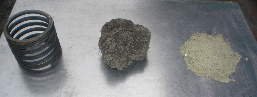 Рис 1. Стальная пружина, образец глинистого грунта, песок