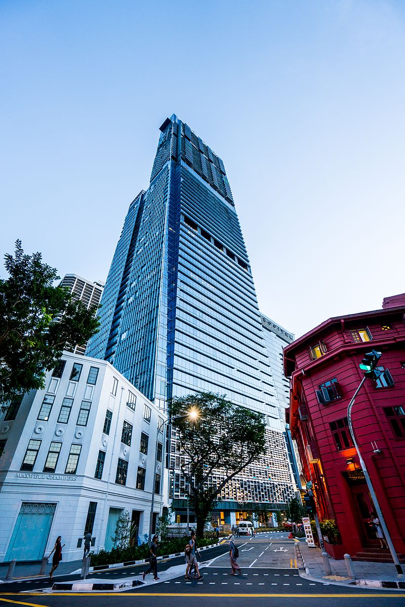 Рис. 9. Самое высокое здание в Сингапуре&nbsp;– комплекс &#171;Башня Гуоко&#187;