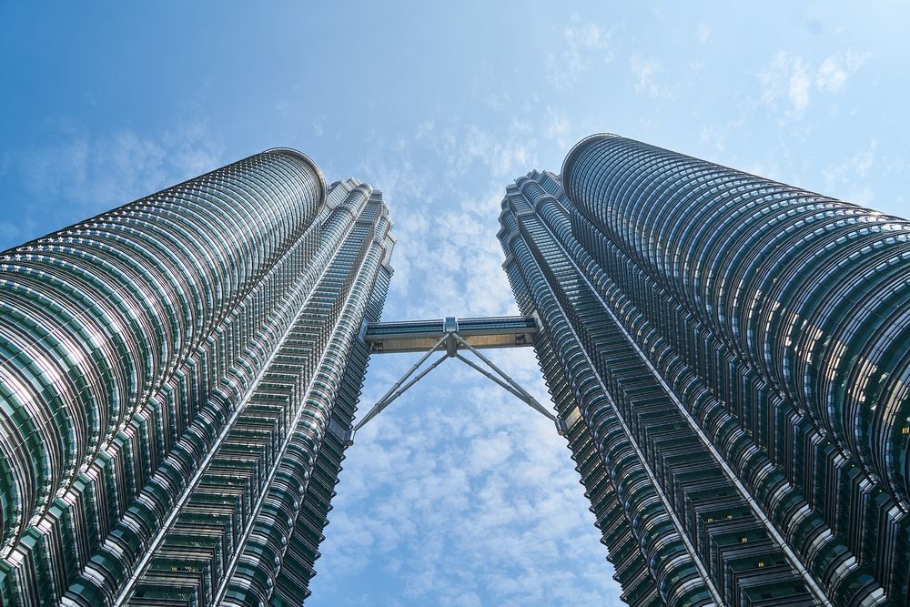 Удачи и неудачи изыскателей и проектировщиков в Малайзии. Часть 2. Строительство башен «Петронас»