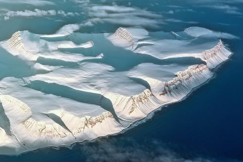 Антарктида удивляет. Часть 1. Горы, пустыни, озера и многое другое