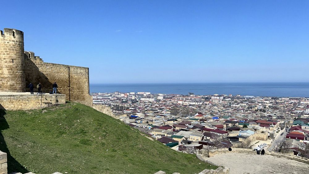 Каспийское море мелеет: строители хотят точных прогнозов, а ученые говорят только о вероятности