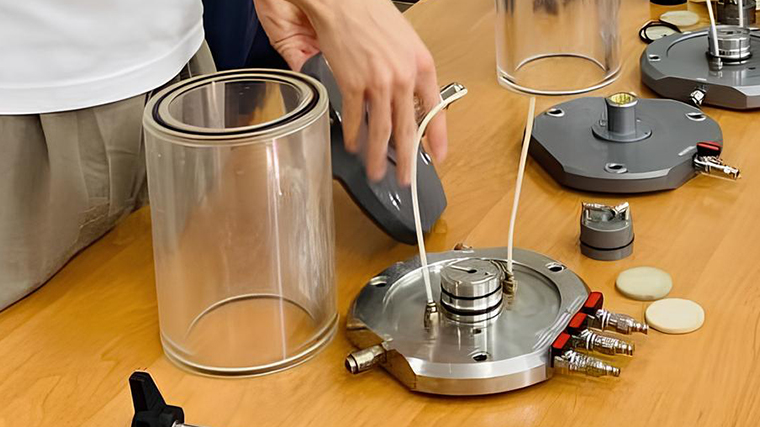 Последний вагон — есть свободные места на курсах в мае!